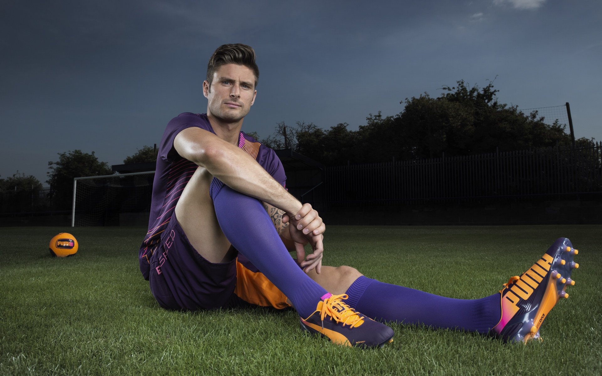 开云真人体育娱乐-乔治状态火热，快船队冲击更高排名，快船队乔治什么时候复出